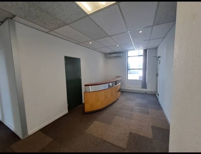 419M² OFFICE TO LET IN CRAIGHALL